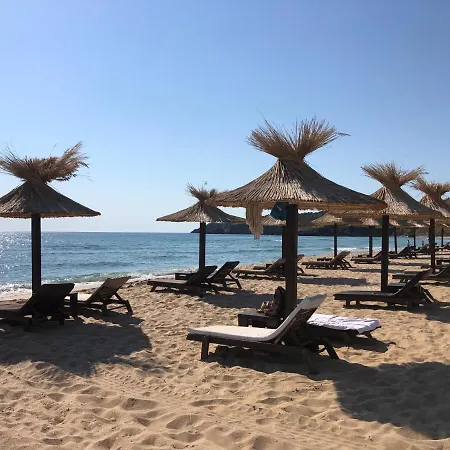 In Green Life Complex - 1 Bedroom And Studio Apartment Sozopol