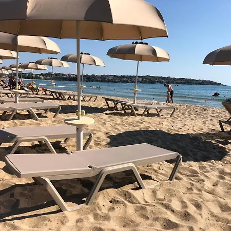 In Green Life Complex - 1 Bedroom And Studio Apartment Sozopol