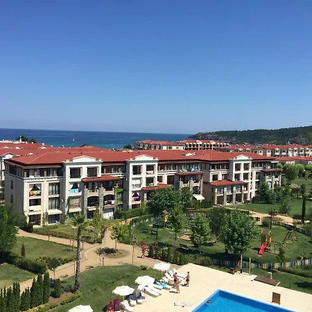 In Green Life Complex - 1 Bedroom And Studio Sozopol