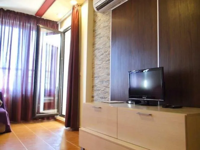 In Life Complex - 1 Bedroom And